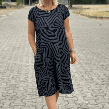 Avanille | round neck dress