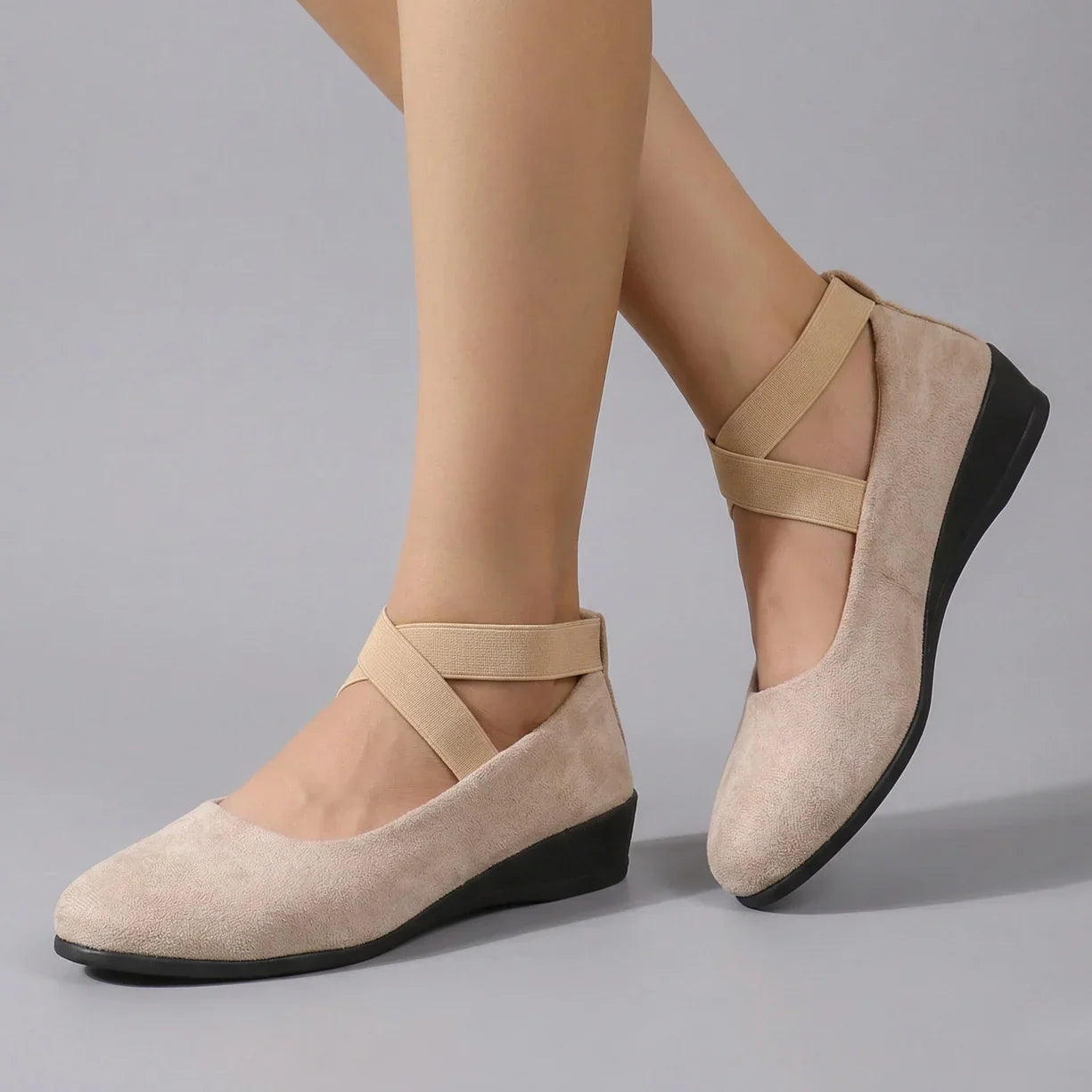 Madeleine | Closed and Comfortable Wedge Shoes