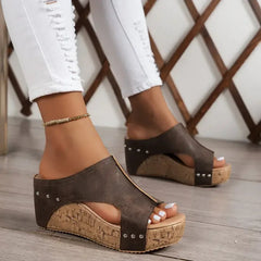 Brown (Almost sold out)