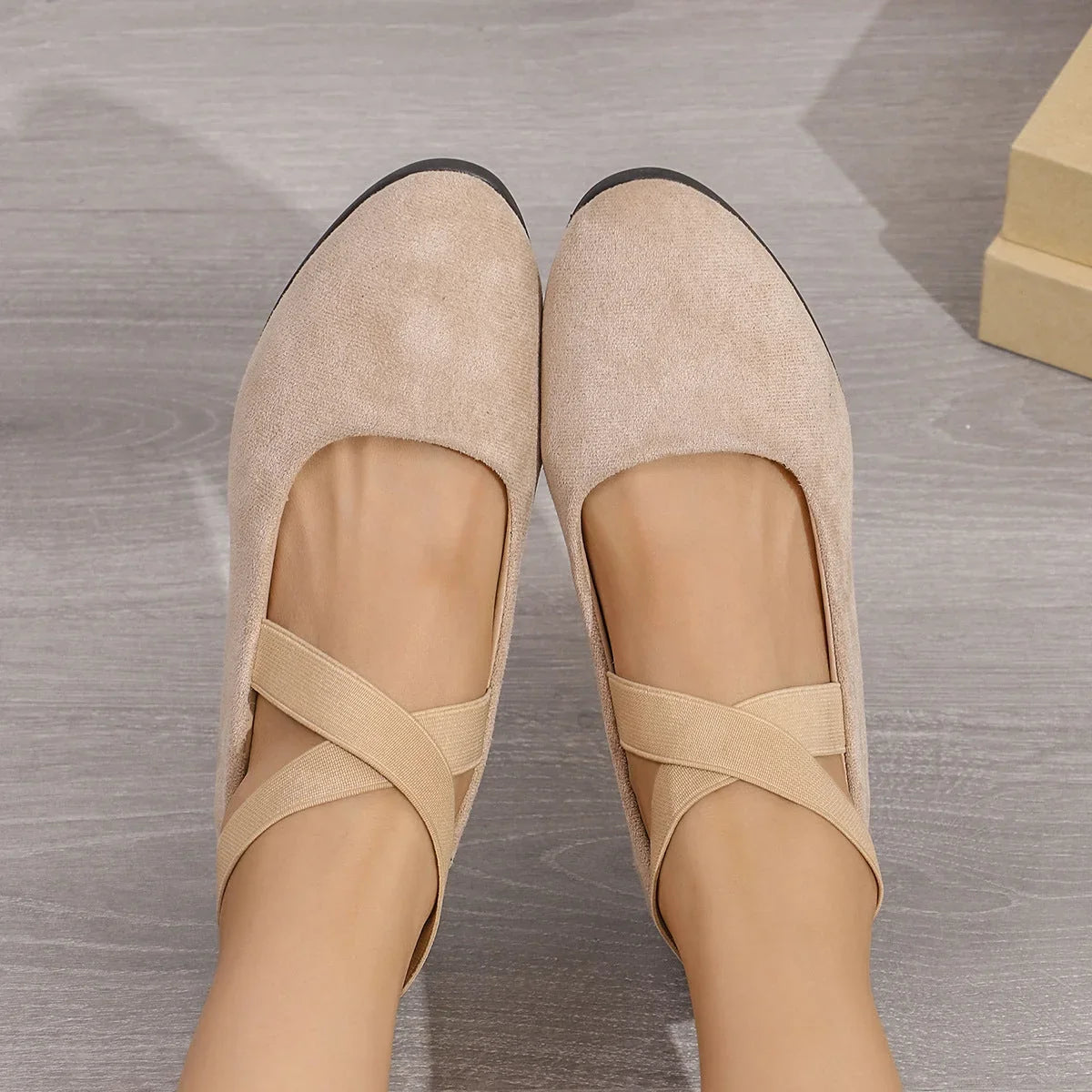 Madeleine | Closed and Comfortable Wedge Shoes