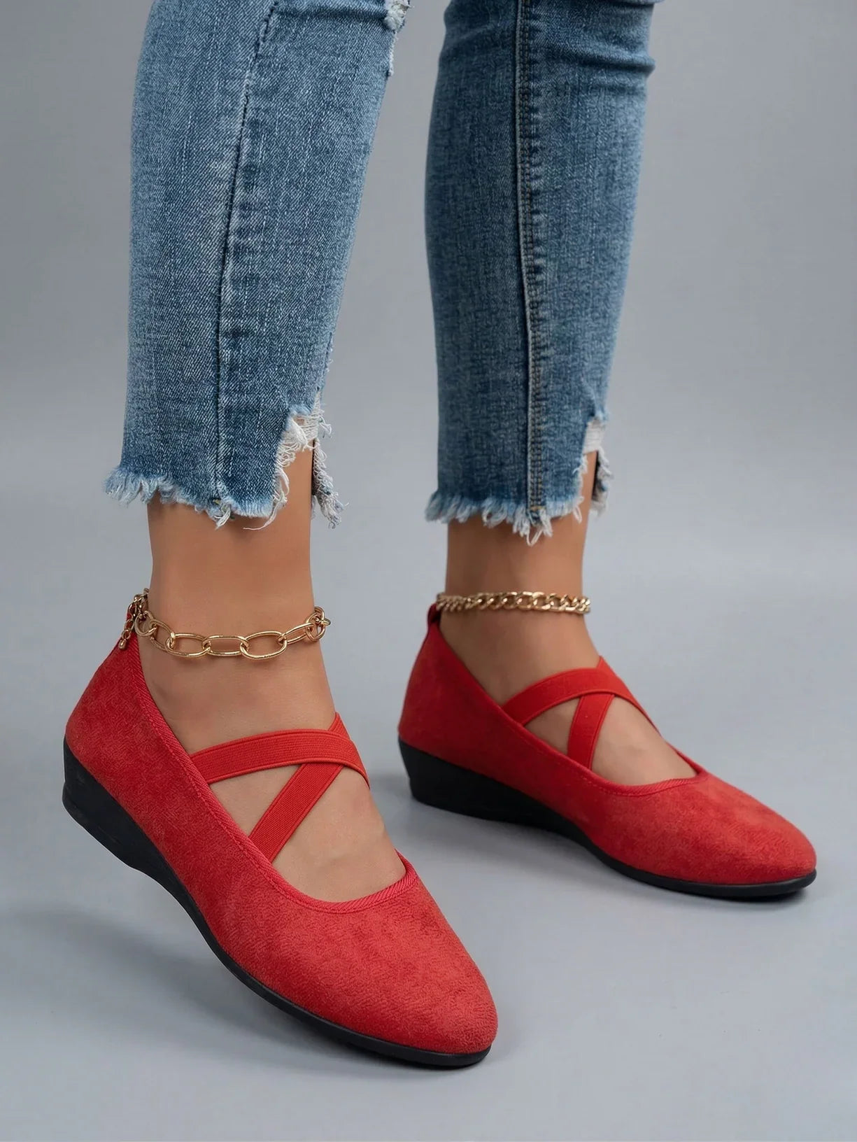 Madeleine | Closed and Comfortable Wedge Shoes
